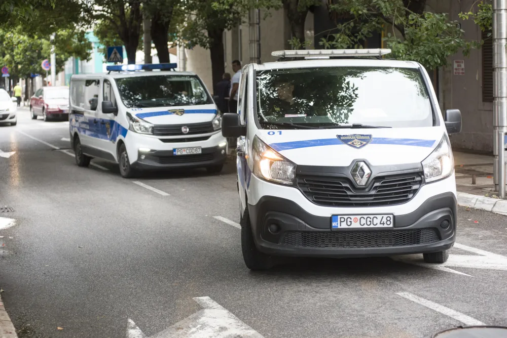 sudjenje djukicu i grupi