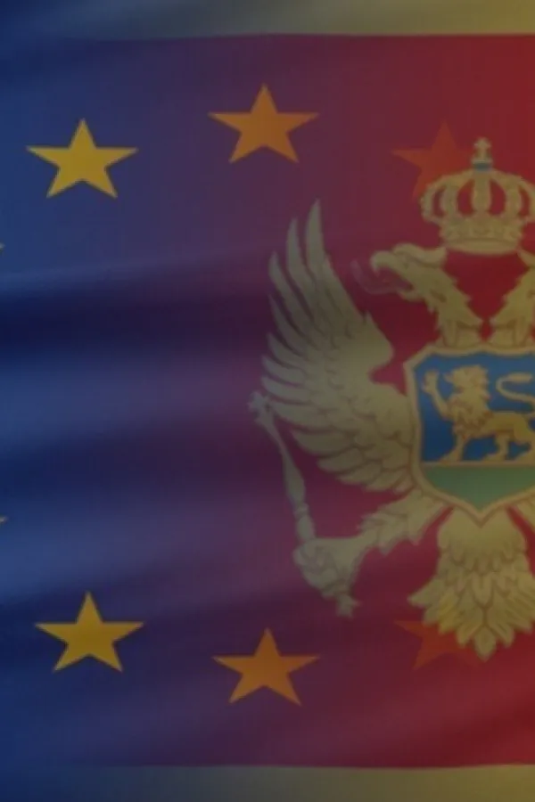 Zastave Evropske unije i Crne Gore