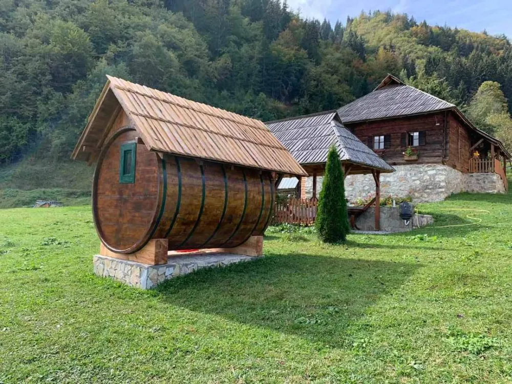 Turizam razvojna &scaron;ansa Berana: U eko-katunima traži se krevet vi&scaron;e