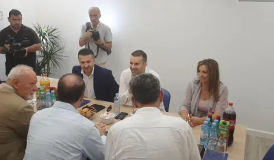 Počeli pregovori PES-a i Albanske alternative