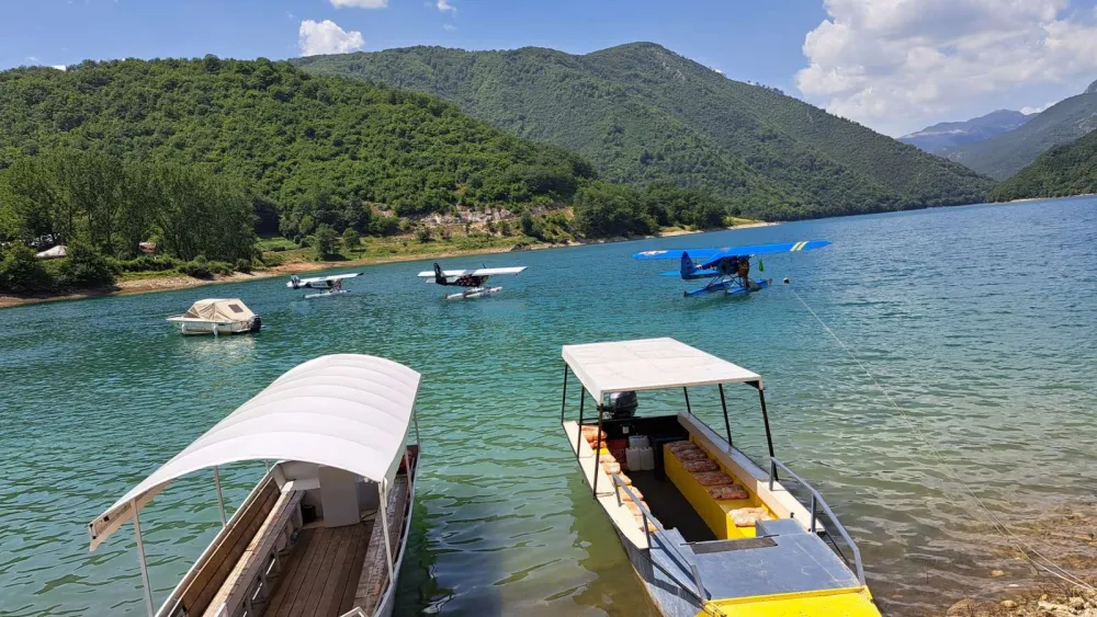 Plužine, avio - regata