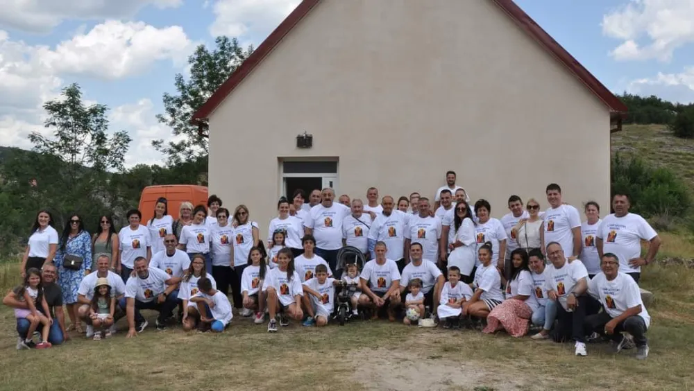 (VIDEO) &Scaron;apurići se sabrali nakon vi&scaron;e od dva viјeka u Donjim Crkvicama