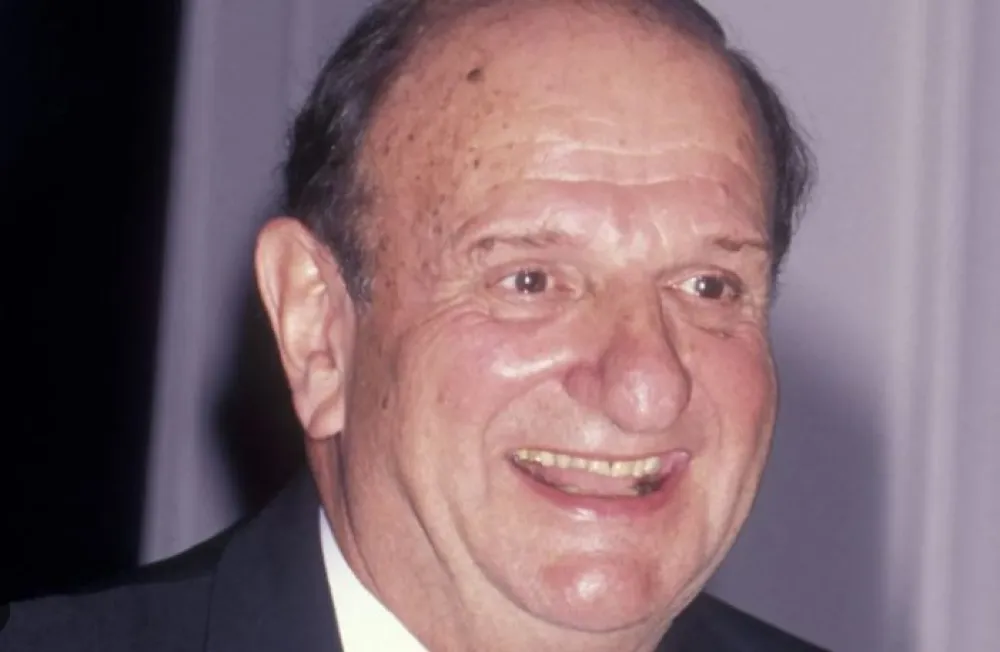 Bo Goldman