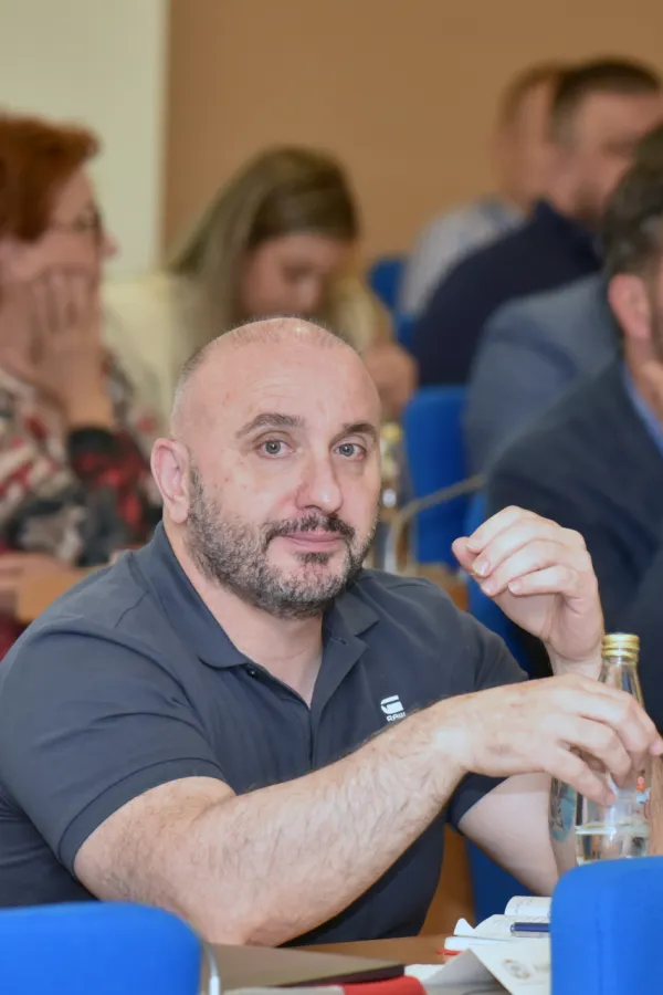 Aleksandar Zeković protiv uniformisanja taksista: Stil odiјevanja јe sloboda izražavanja
