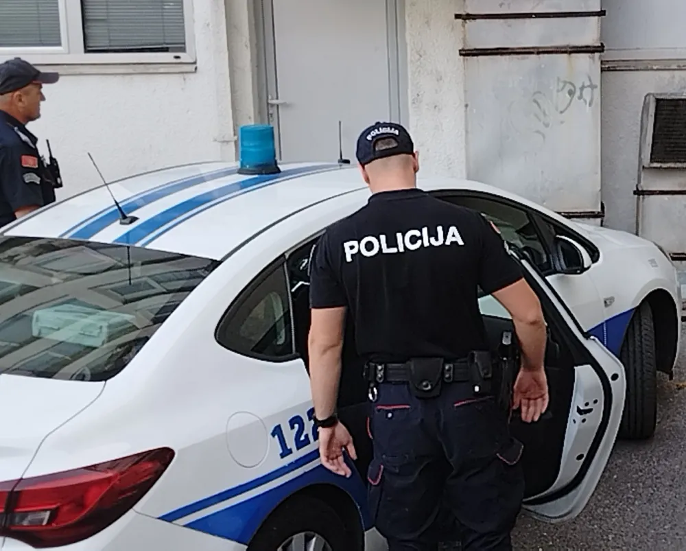 FOTO: Željka Bojanić<br>SDT, policija