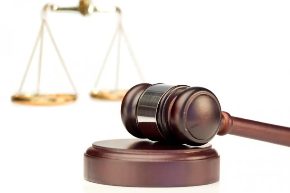 Чекић судски