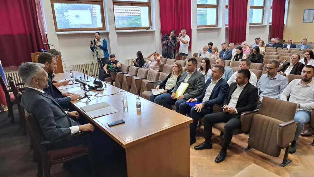 foto: Željko &Scaron;apurović