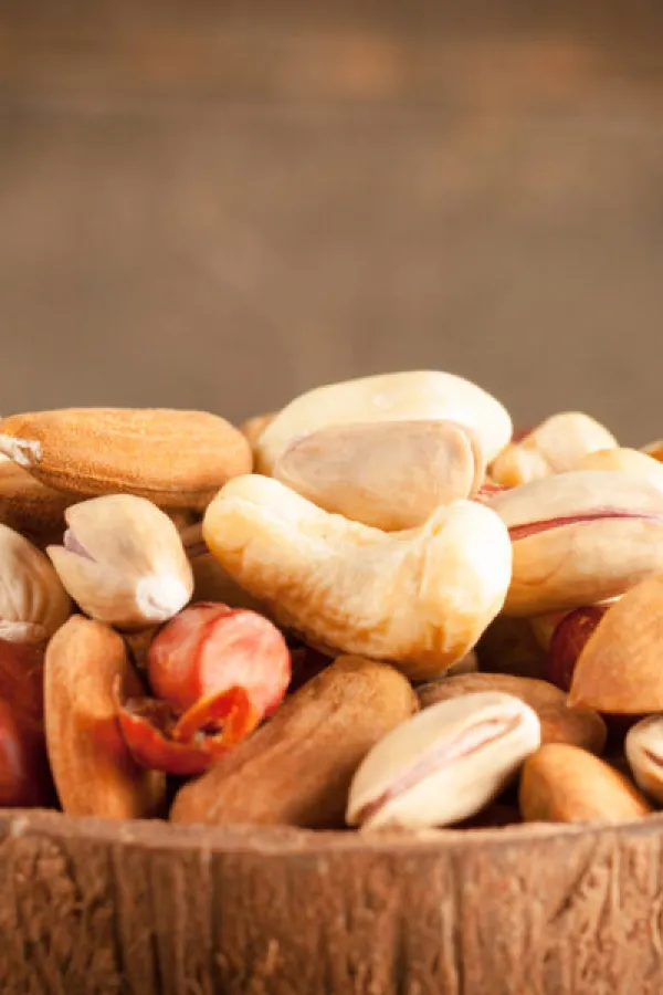 Pistaći, bademi
