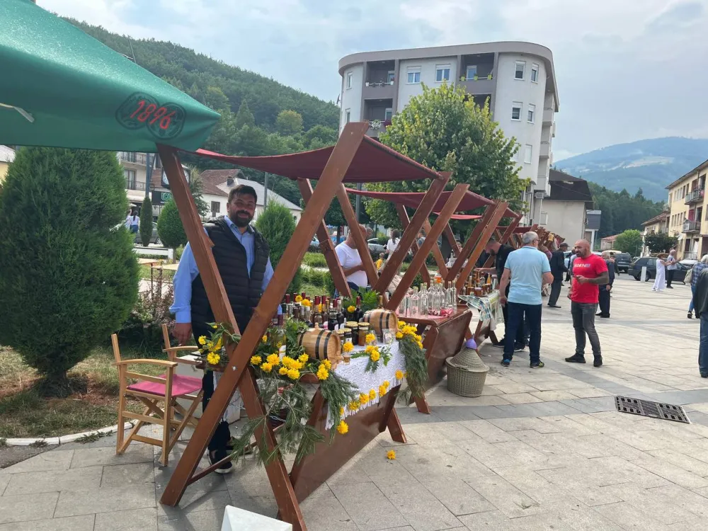 Дани меда и ракије 5