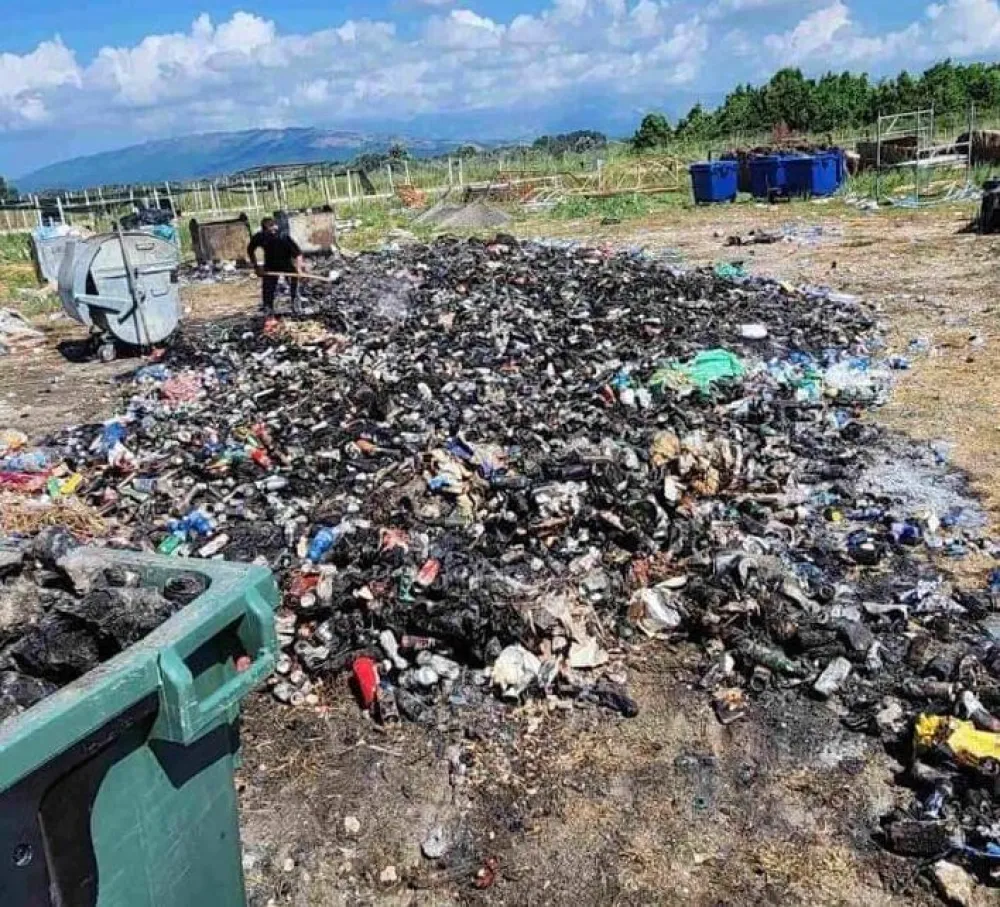 Raskinut ugovor sa vlasnikom plaže "Royal beach" zbog paljenja otpada