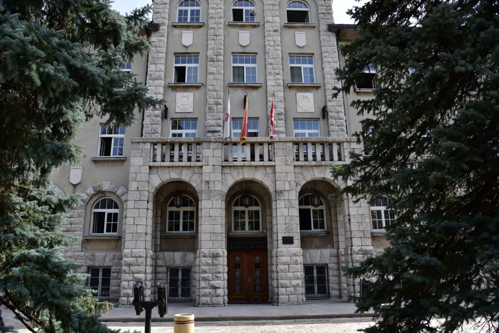 Prestonica Cetinje, Cetinje, zgrada opstine Cetinje