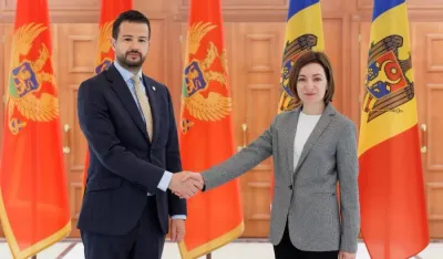 JAKOV MILATOVIĆ I MAJA SANDU