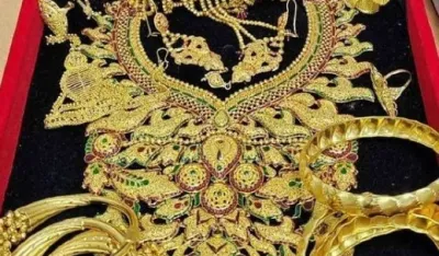 Srbija: Zaplijenjeno pola kilograma zlatnog nakita