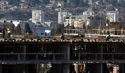 Podgorica 2023, Podgorica, gradjevina, radnici, zgrade, gradjevinci, radnici, novogradnja, naselje, grad, naselja, radnici na gradjevini