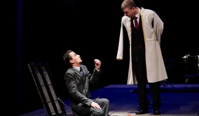 Сцена из представе "Брод"