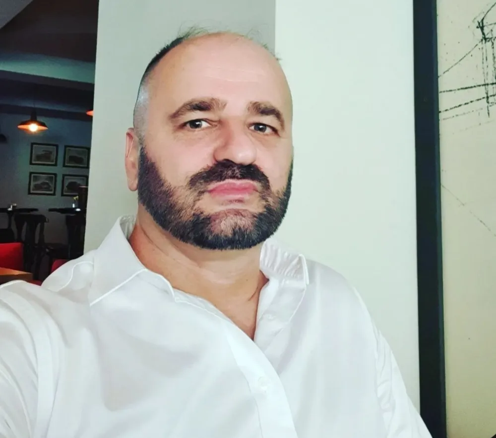 Предраг Зечевић