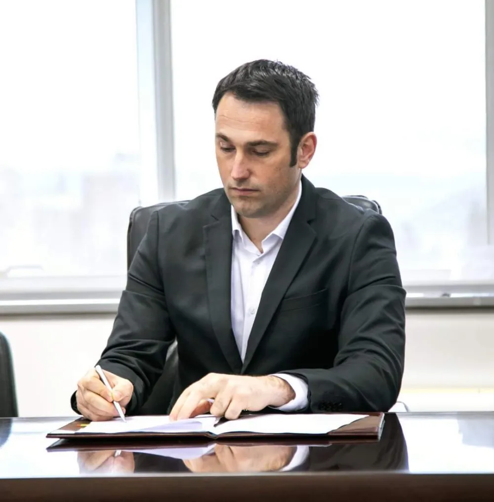 Biv&scaron;i direktor NPCG snimio kako mu priјete, pa pokrenut postupak protiv njega