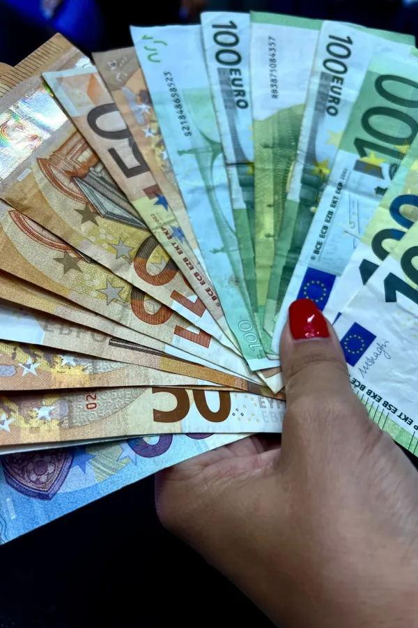 Pare,novac,euri 