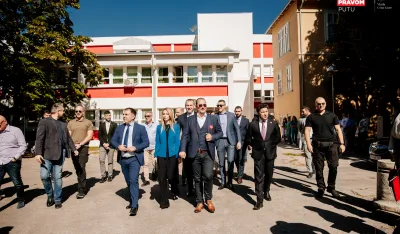 (FOTO) Zavr&scaron;ena rekonstrukcija krova i fasade u Domu zdravlja Cetinje