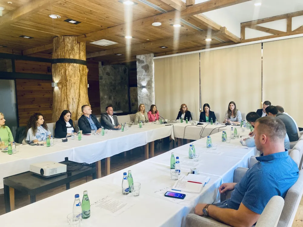 Sa sastanka direktorice NTO CG sa lokalnim turističkim organizacijama