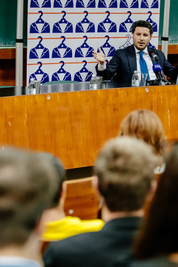 Dritan Abazović&nbsp;održao predavanje na FPN u Beogradu