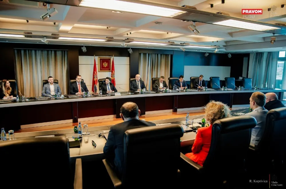 Abazović nakon sastanka u vezi Instituta Igalo: Vlada želi dugoročno rje&scaron;enje