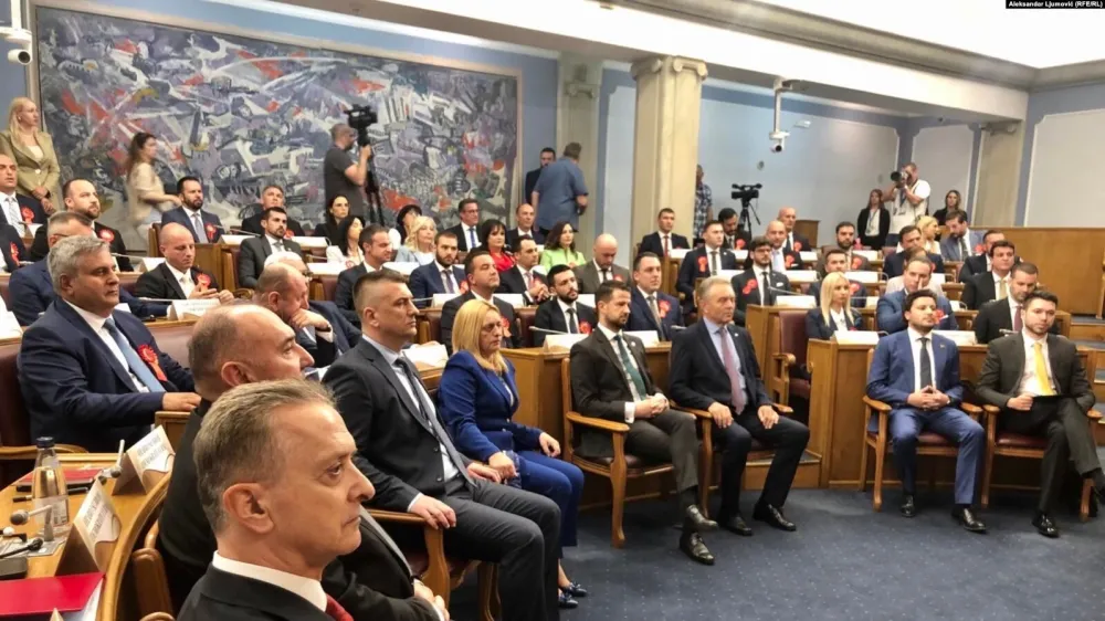 Колико ће трајати 28. сазив парламента?