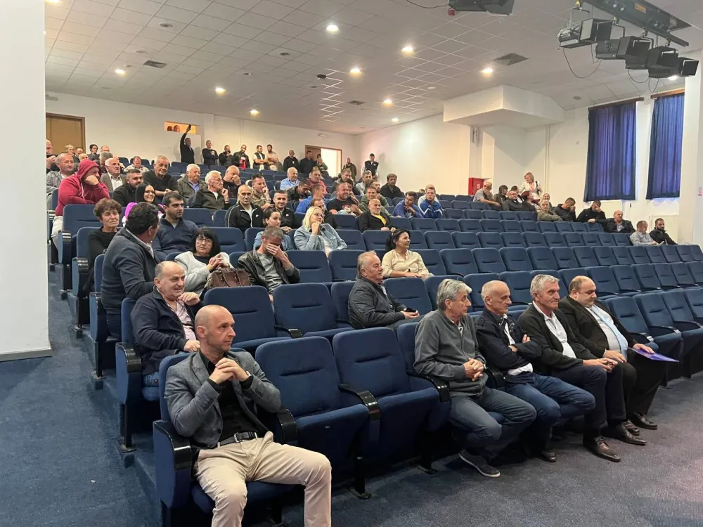 Грађани и одборници поново заједно на скупштинском засједању