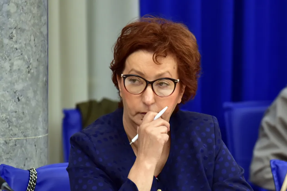 Popović: Ko će platiti obe&scaron;tećenje za nezakonitu smjenu SCV?