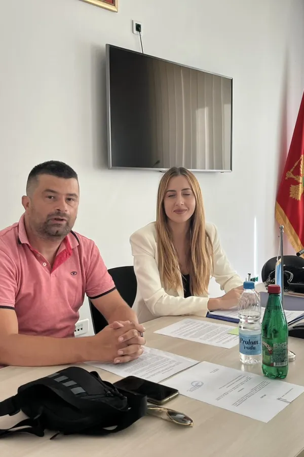 Volonteri brinu o 12 starih lica u bjelopoljskim selima