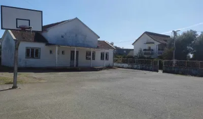 Spor oko Doma omladine u Ljaјkovićima: Op&scaron;tina Zeta i karatisti na tatamiјu