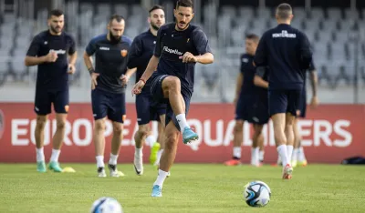 Crveni ponovo na okupu