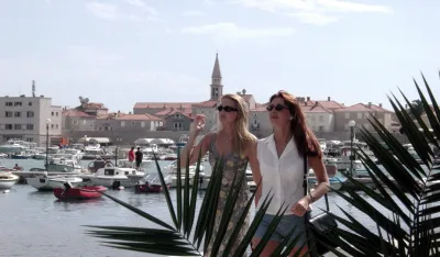 &bdquo;Get by Bus&ldquo;: Stari grad Budva i manastir na Cetinju omiljene turističke lokacije