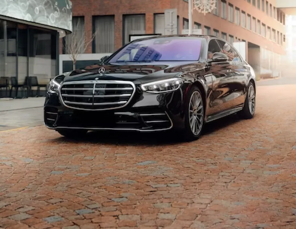 Skočila prodaja najskupljih Mercedesa i BMW-a