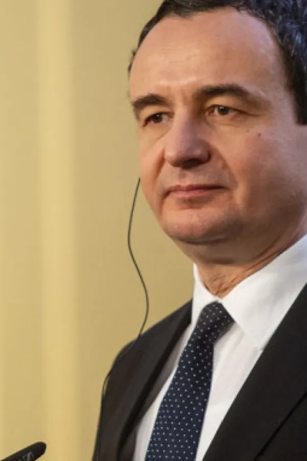 Аљбин Курти