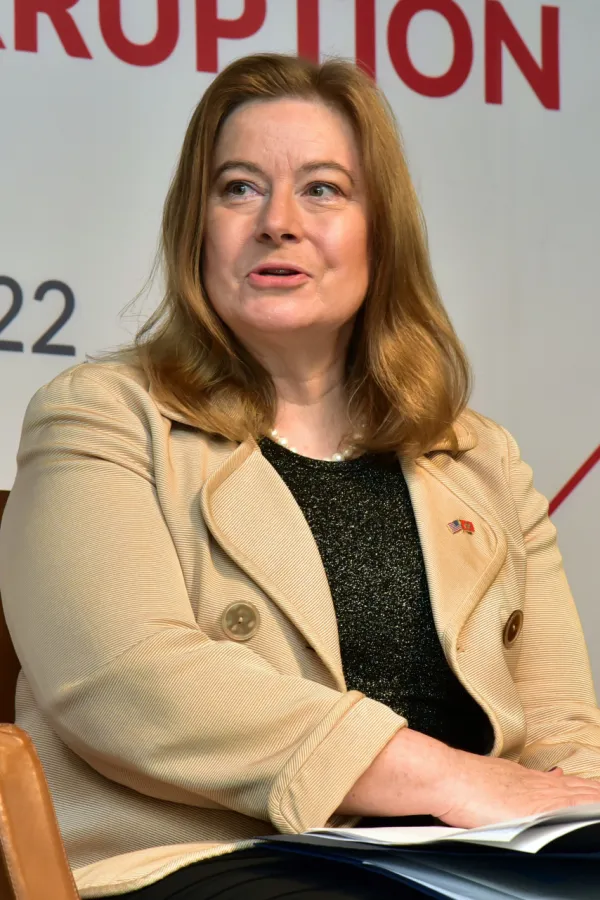 Nacionalna antikorupcijska konferencija, Mans
