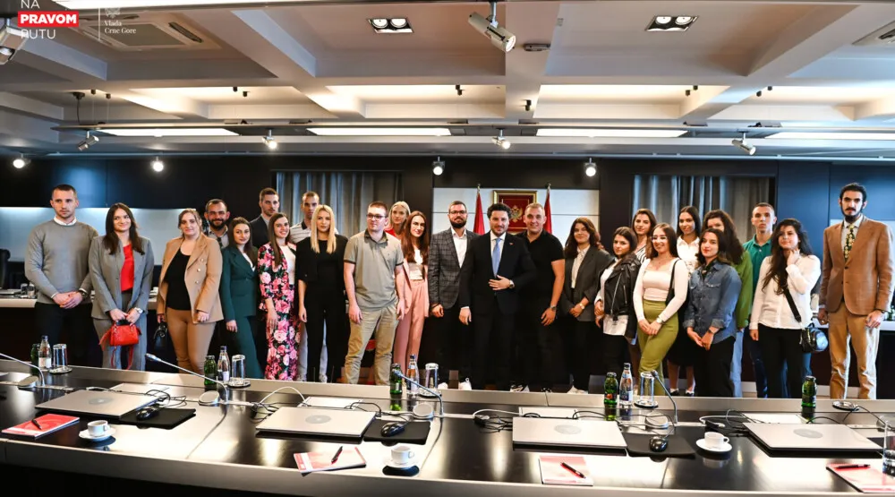 Abazović sa studentima FPN