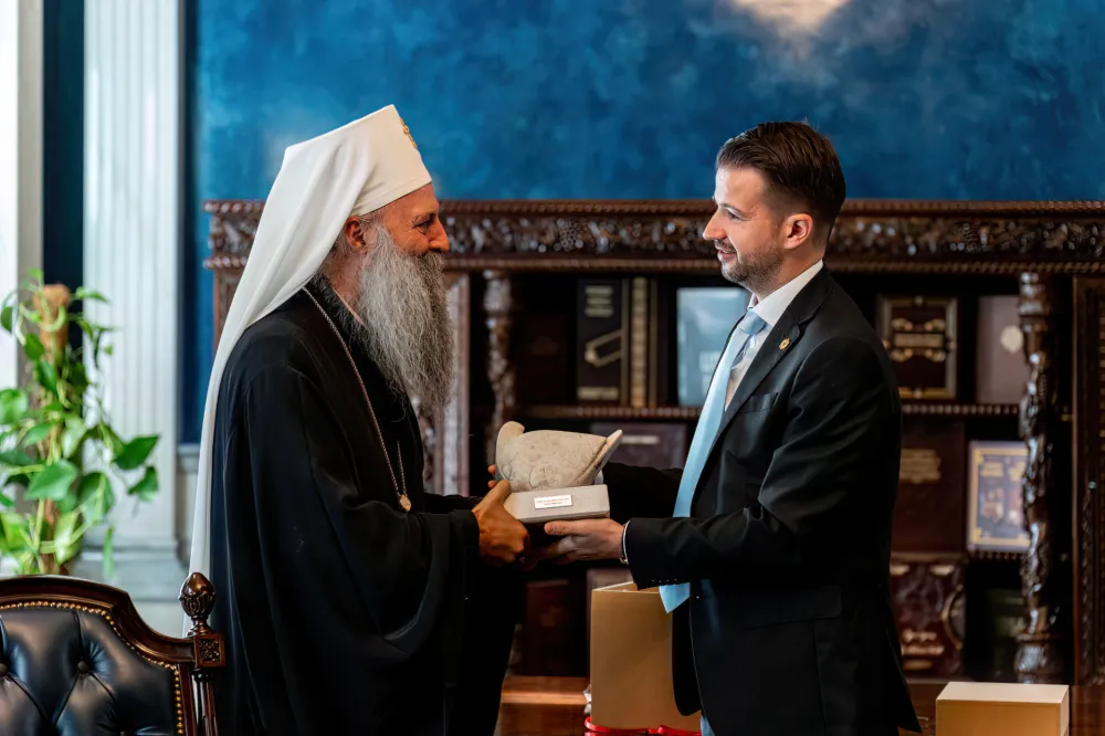 (VIDEO/FOTO) Patrijarha Porfirija ugostio Milatović u vili &ldquo;Gorica&ldquo;