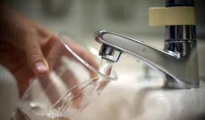 Мјештани тврде да немају воде ни руке да оперу