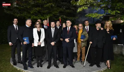 Abazović u Beogradu uručio zahvalnice Đokoviću, Sergeju Ćetkoviću, Petru Božoviću, Vesni Dedić...