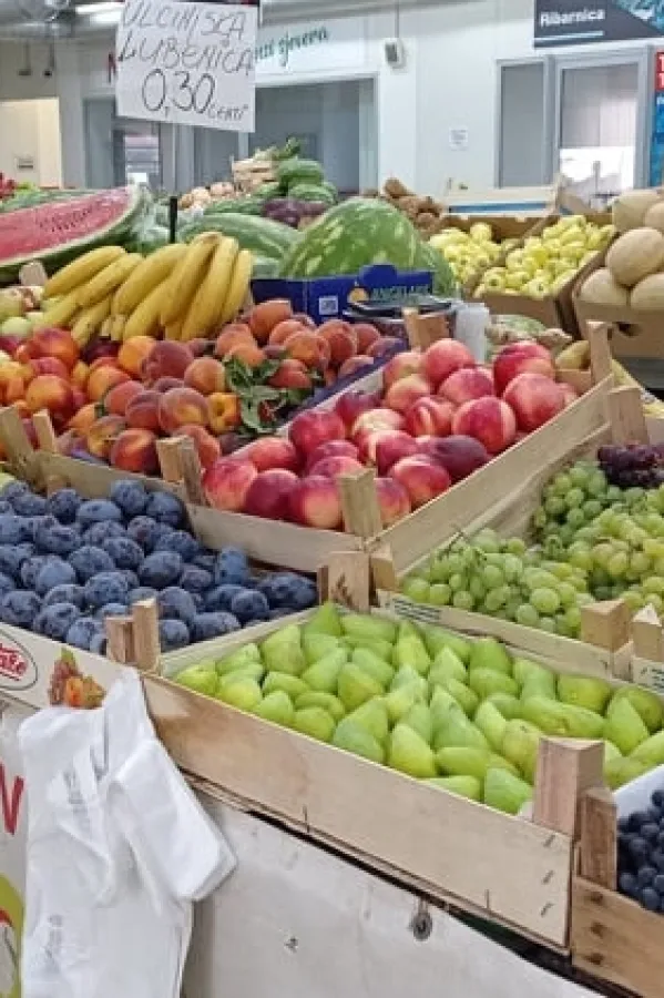 Preduzeće Tržnice i pijace priprema novi cjenovnik usluga: Poskupljuje zakup tezgi i prostora