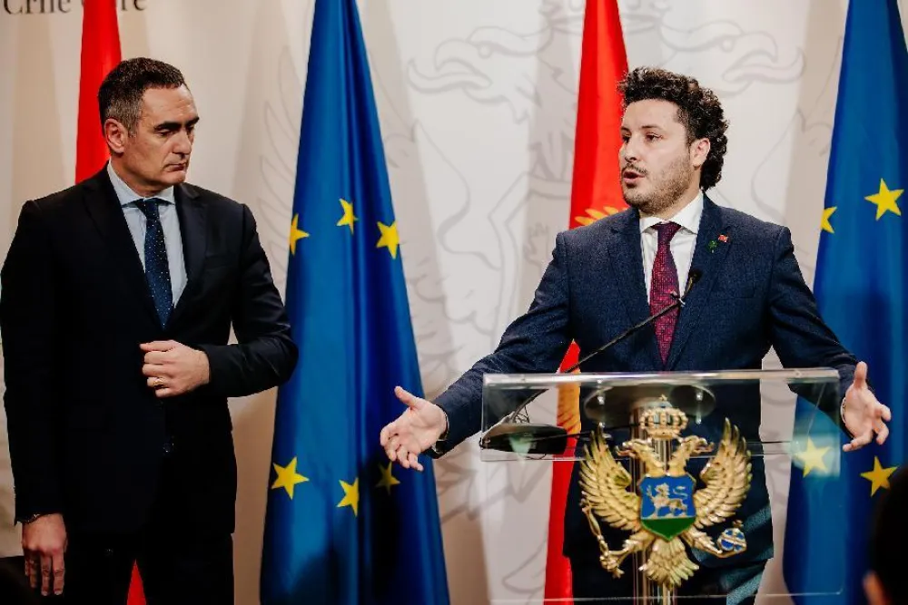 Damjanović i Abazović (foto: Vlada CG)