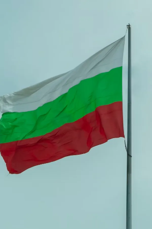 FOTO: Unsplash - Mikhail | luxkstn<br>Zastava Bugarske, Bugarska