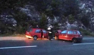 Udes na putu Podgorica-Cetinje: Povrijeđeno pet osoba