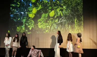 Dramski studio Centra za kulturu Rožaje počeo turneju predstavom &bdquo;Voljelo se dvoje mladih&ldquo;