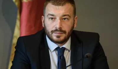 Krstović poručio: Ukinuće "izmi&scaron;ljena" radna mјesta u preduzeću Zelenilo