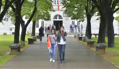 У Гимназији уписују 16 одјељења