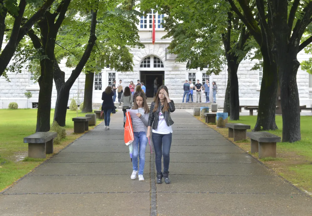 У Гимназији уписују 16 одјељења