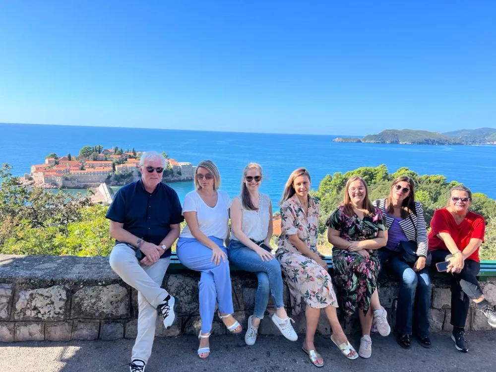 Natacha Smetryns ispred agencije News Balls Please