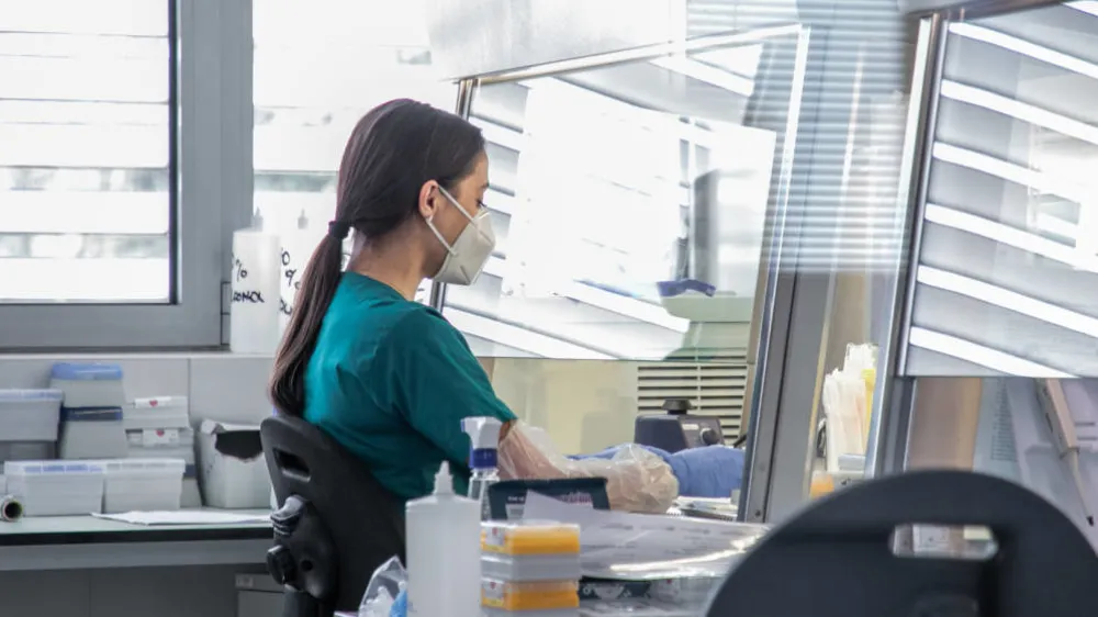 Za sedam dana 176 novih slučajeva koronavirusa, jedna osoba preminula